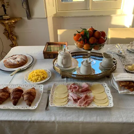 Villino Miramare Bed & Breakfast 3*