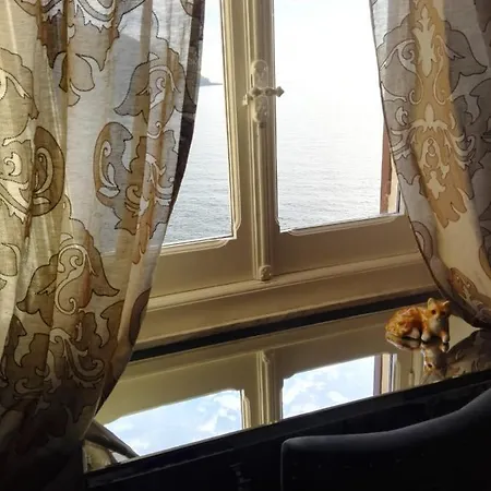 Villino Miramare Bed & Breakfast 3*